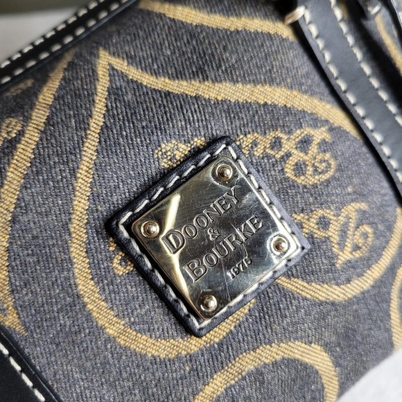 Vintage Dooney and Bourke Signature Hearts Mini Barrel Bag - Picture 2 of 6